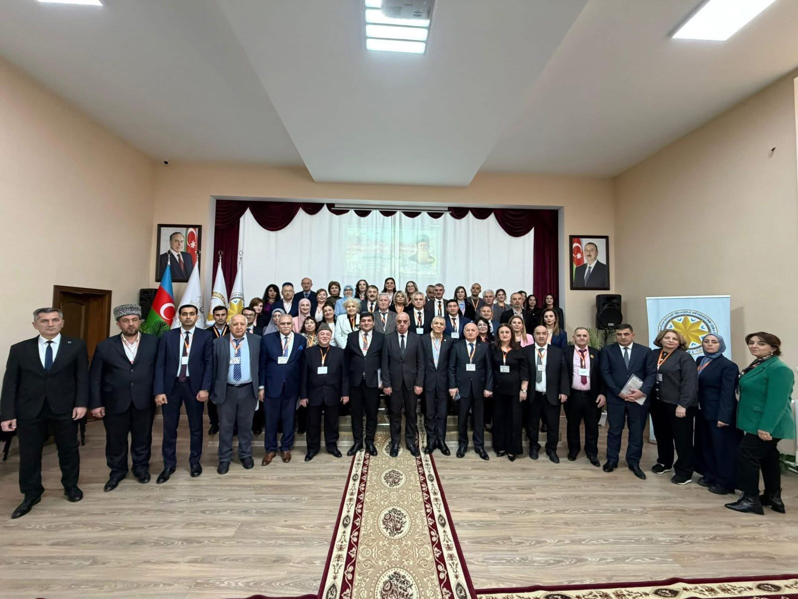 Xəzər Universitetinin əməkdaşları Hüseyn Əfəndi Qayıbzadəyə həsr olunmuş respublika elmi konfransda iştirak ediblər